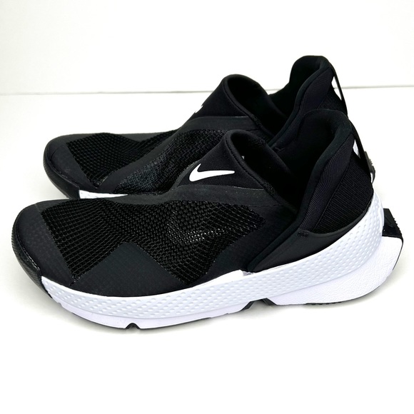 Nike Women’s Go FlyEase - Picture 9 of 10